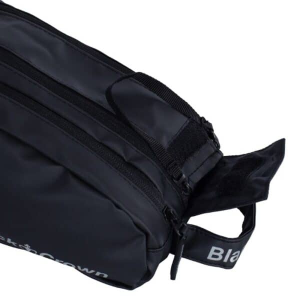 Detalle del Neceser Black Crown Miracle Pro Oro