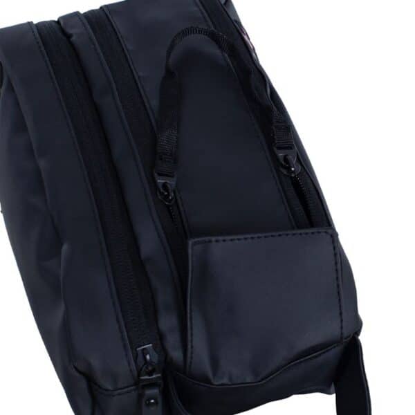 Detalle del neceser Black Crown Miracle Pro Rojo