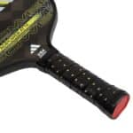 Mango de la Pala de pickleball Adidas Adipower ATTK 3