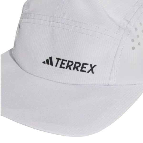 Detalle de la Gorra Adidas Terrex Climacool 5 Panel Gris