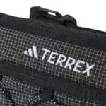 Detalle de la Riñonera Adidas Terrex