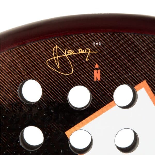 Detalle de la firma de la Pala Adidas Adipower MTW CTRL Pro EDT