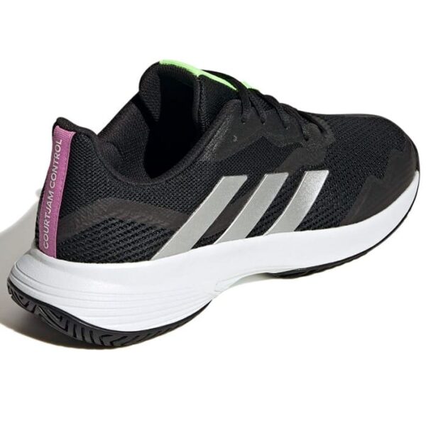 Zapatillas negras Adidas - Modelo Courtjam
