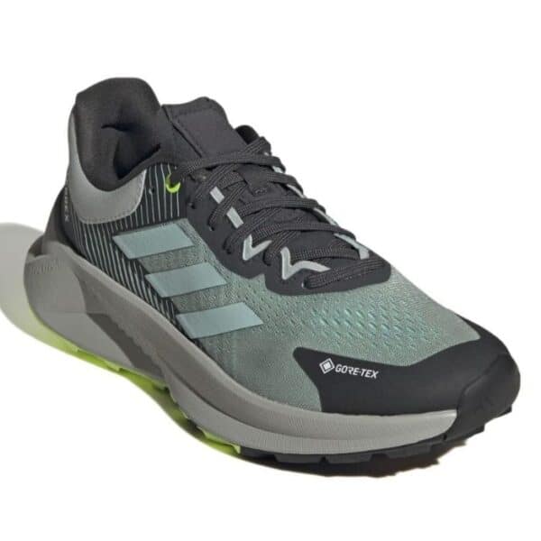 Perfil de las Zapatillas de trail running Adidas para mujer