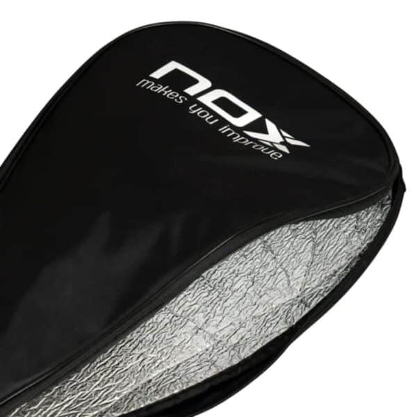 Interior de la Funda de pádel NOX Pro Negra