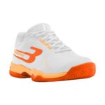Detalle de las Zapatillas Bullpadel Indiga 26V Pomelo Woman