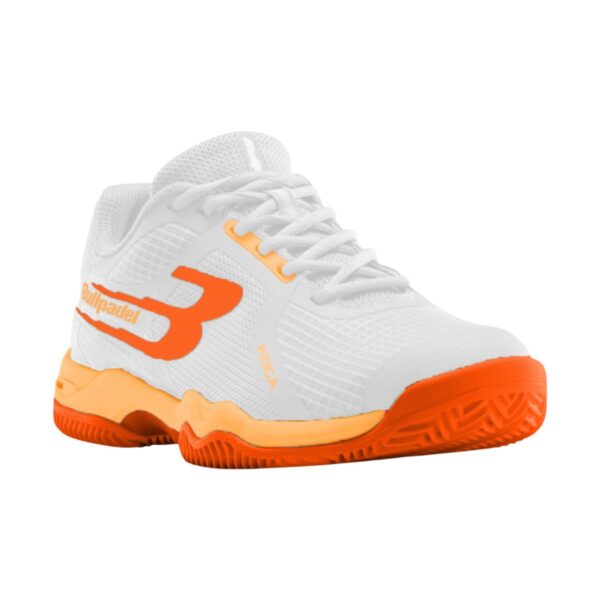 Detalle de las Zapatillas Bullpadel Indiga 26V Pomelo Woman