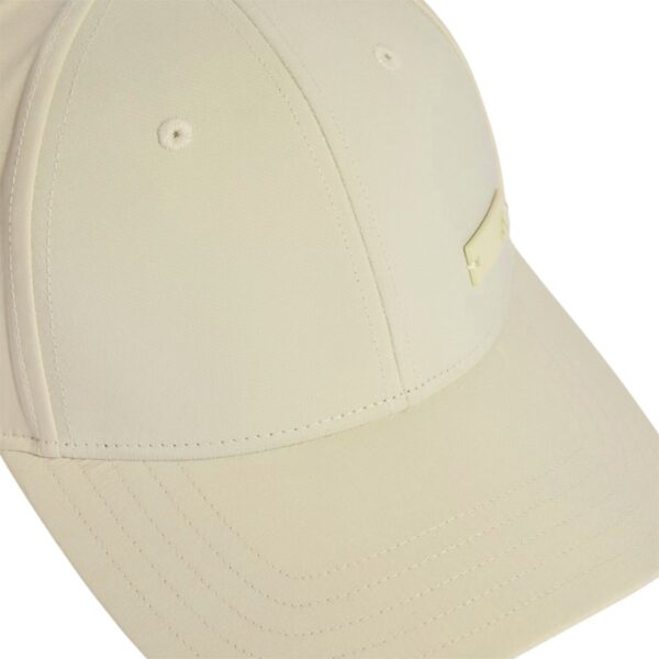 Detalle de la Gorra Adidas Baseball Lightweight Arena