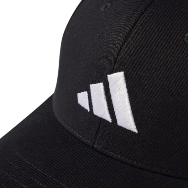 Detalle de la Gorra Adidas Baseball New Logo Negra