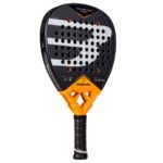 Lateral de la Pala Bullpadel Vertex 05 Comfort 2027